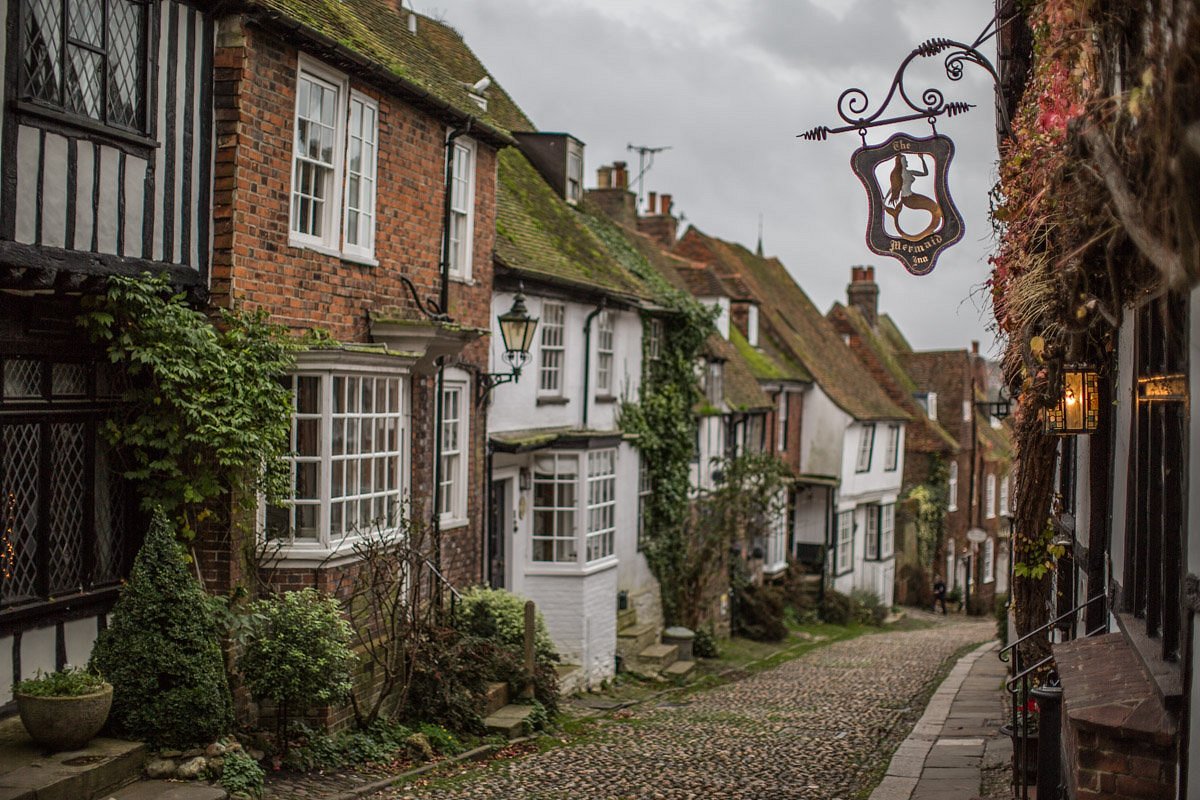 Mediaeval Mythbusting Blog #28: Ancient Pub-lore