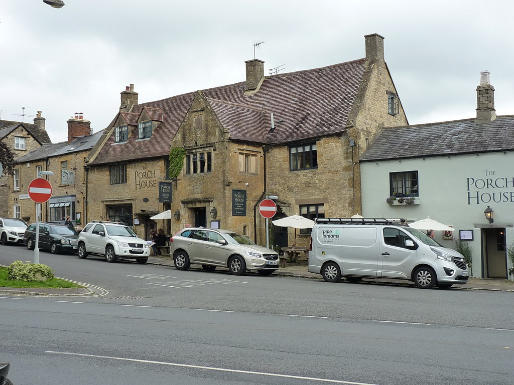 Mediaeval Mythbusting Blog #29: Porch House